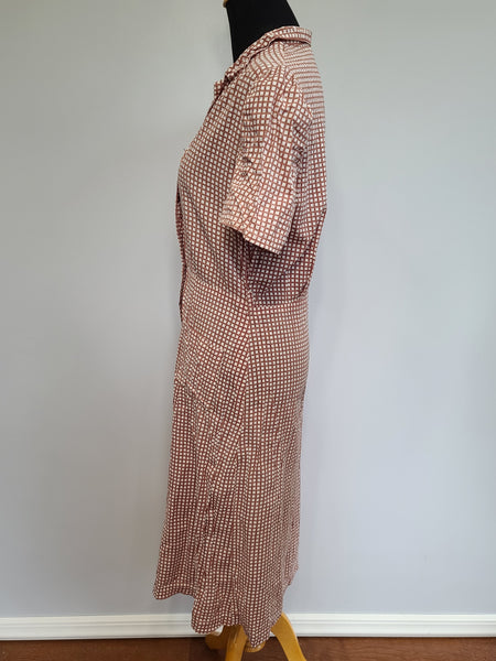 White and Brown Button Down Dress <br> (B-41" W-30" H-37")