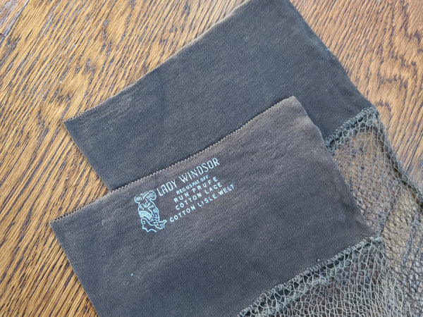 Fishnet Seamed Stockings (Size 10)