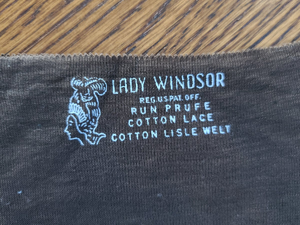 Fishnet Seamed Stockings (Size 10)