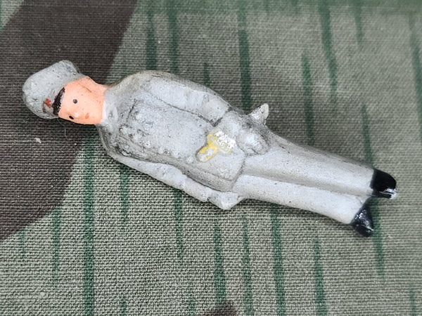 Original Ceramic Soldier Tinnie Pin