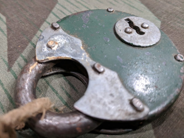 Green Lock with 2 Keys
