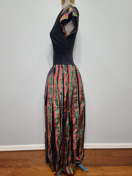 Gown with Colorful Skirt <br> (B-30" W-22" H-full)