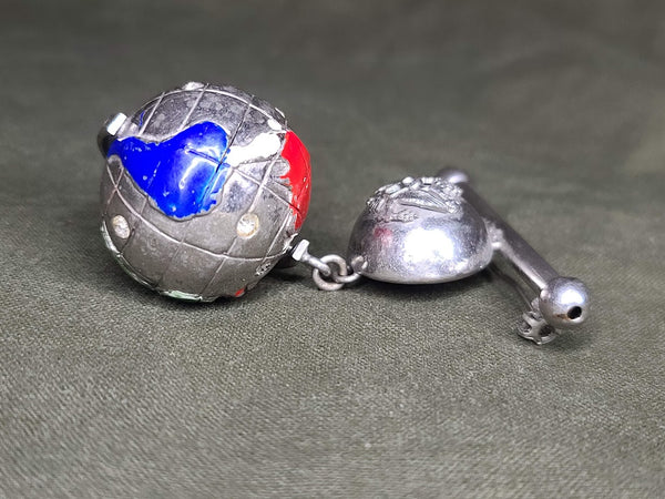 Army Globe Sweetheart Pin
