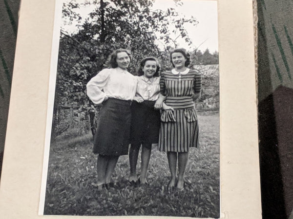 Small Photo Album (45+ Photos, Mostly Civilian Women)