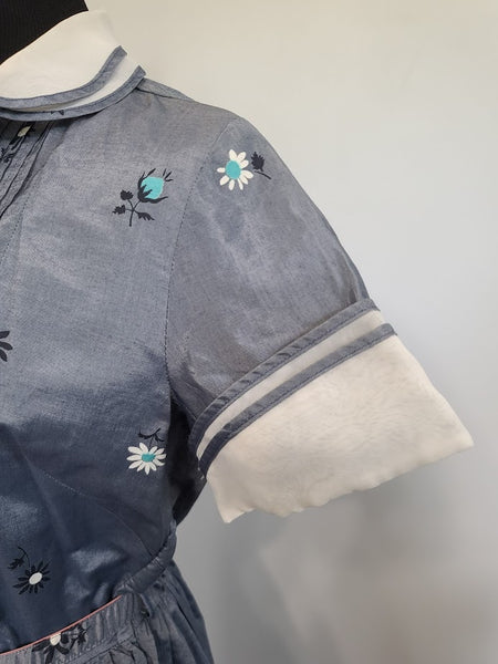 Gray Iridescent Flower Print Dress <br> (B-40" W-29" H-48")
