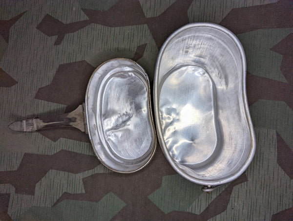 W.A.L.41 Original Matching Mess Kit