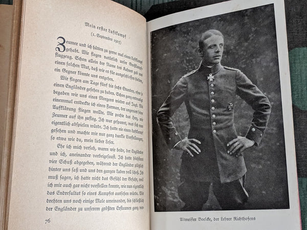 Red Baron Von Richthofen Der Rote Kampflieger 1933 Book (Forward by Göring) & Postcard
