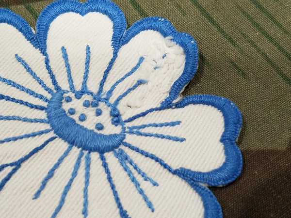 "Nun ist er hinaus in die weite Welt" Embroidered Cloth