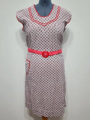 Print House Dress with Red Trim <br> (B-44.5" W-45.5" H-48.5")