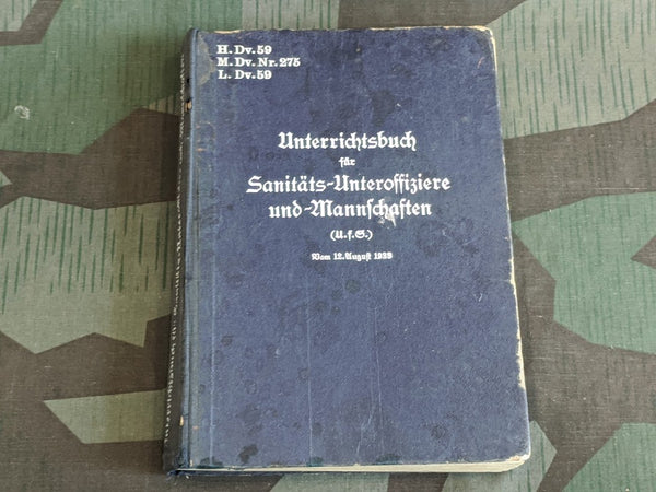 Military Training Book For Medics GREAT REFERENCE