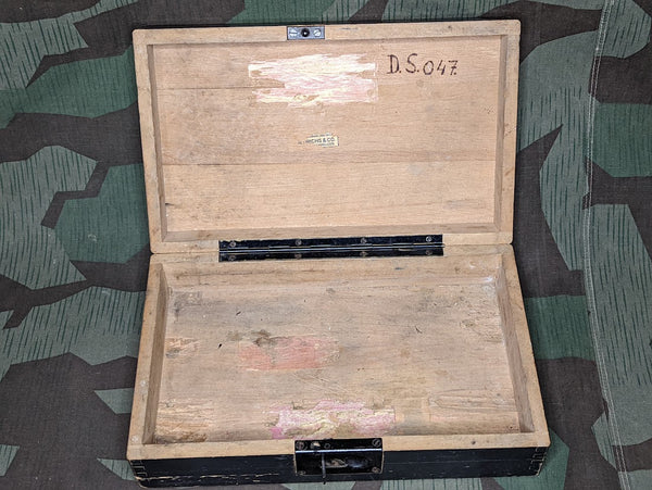 German Wood Box Verbandkasten?