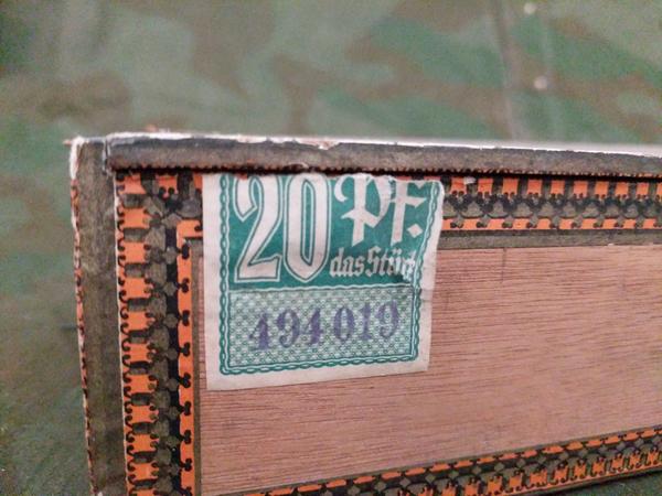 Pre war "Modern" Brand Cigar Box