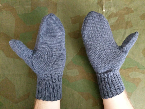 Large Size "Luftwaffe Blue" Knit Mittens