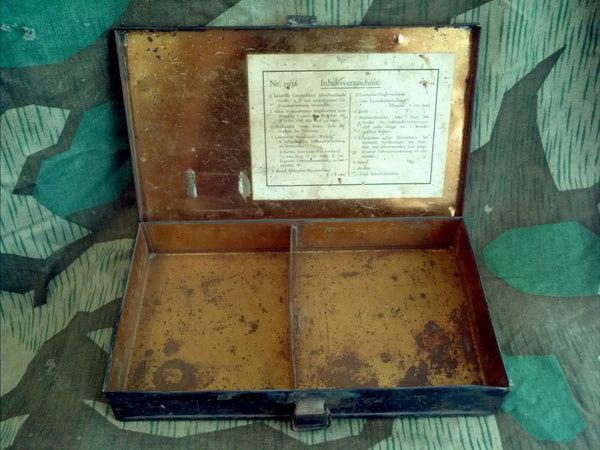 Original 1930s Erste Hilfe First Aid Box
