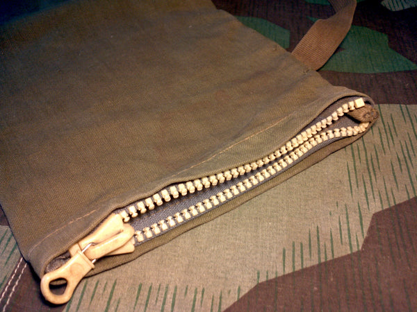 Original Fallschirmjäger German Bag Half RiRi Zipper