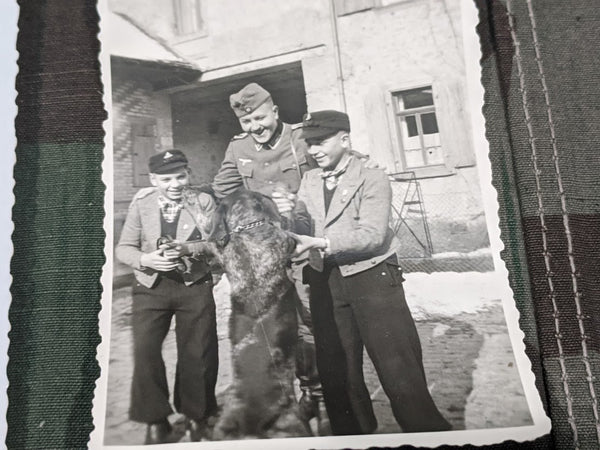 7 German Soldiers Animal Home Life Photos