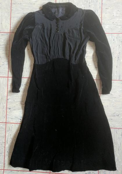 German Black Velvet & Rayon Dress <br> (B-36" W-29" H-36.5")