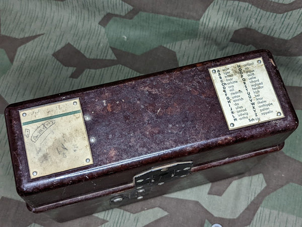 German FF33 Bakelite Case with Parts (AS-IS)