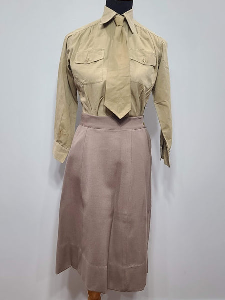 Army Nurse Uniform: Jacket, "Pink" Skirt, Blouse, Tie and Garrison Cap <br> (B-35" W-26" H-38")