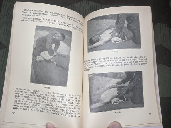 Wehrmacht Die Sanitätsfibel Medic Training Manual