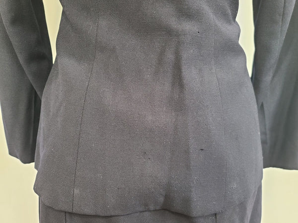 WAVES Uniform: Jacket, Skirt and Garrison Cap PW <br> (B-38" W-27" H-38")