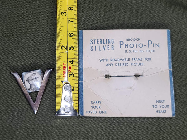 Sterling Silver V Photo Pin on Card