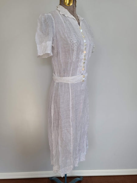 White Button Down Dress <br> (B-36" W-26" H-34")