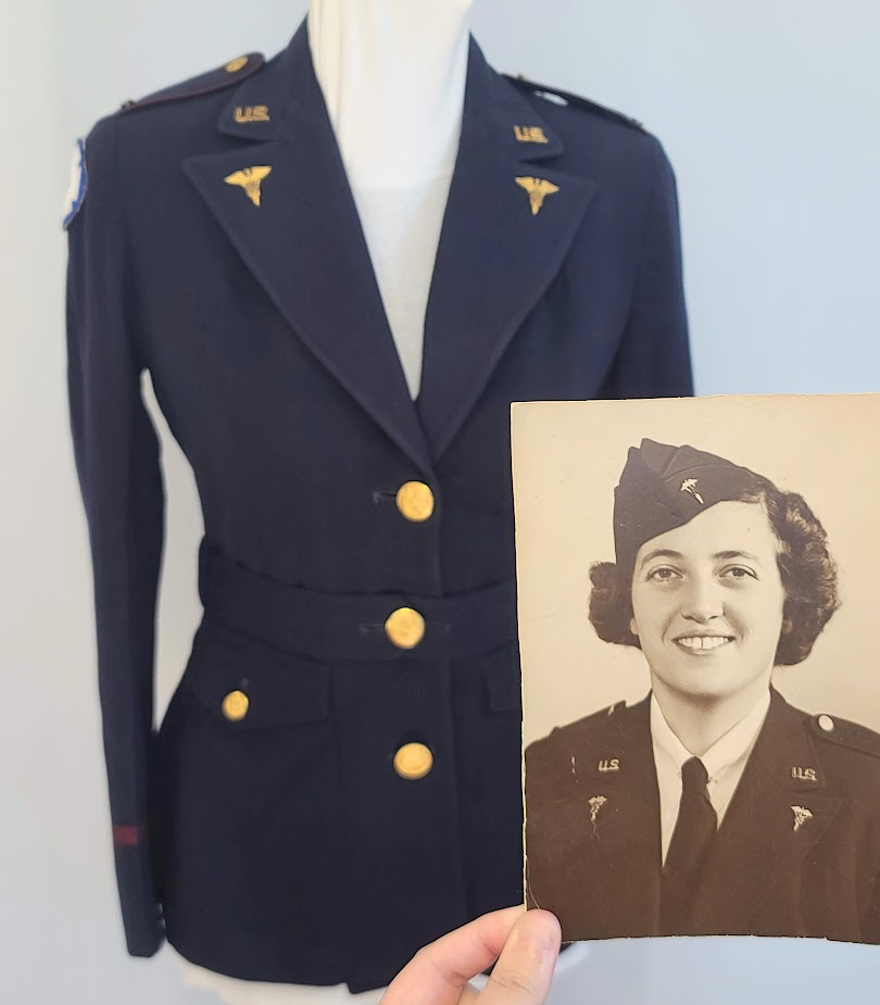 Blue Army Nurse Jacket & Photo (B-36" W-27.5") Blue Army Nurse Jacket & Photo (B-36" W-27.5")