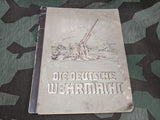 WWII German Die Deutsche Wehrmacht Cigarette Card Album