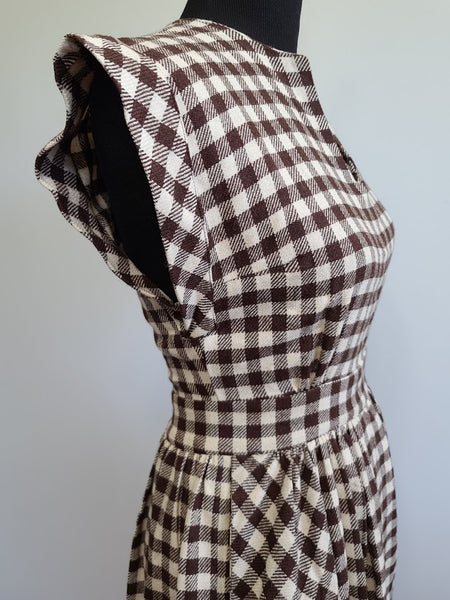 White & Brown Plaid Sleeveless Dress <br> (B-33" W-26" H-39")