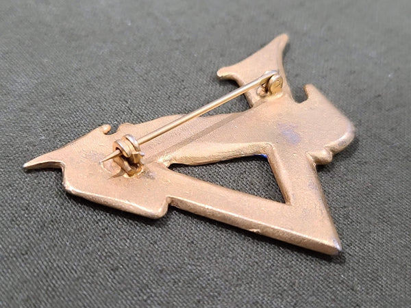 V for Victory Beethoven's 5th Symphony Music Note Pin