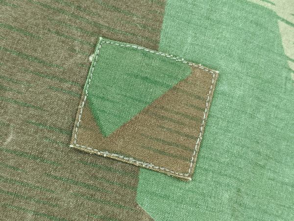 Great Zeltbahn w/ Factory Repairs Bekleidungs-Werkstätten