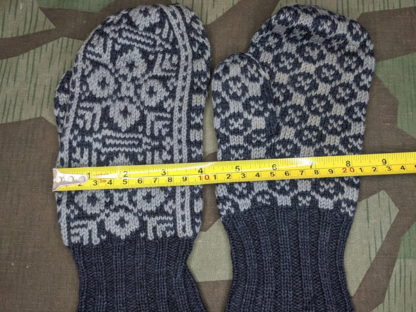 Blue Gray Knit Mittens