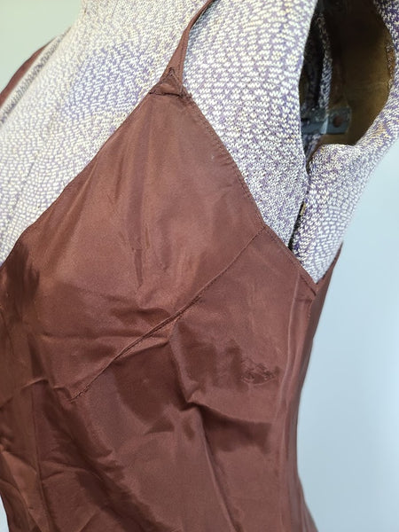 Reddish-Brown Slip (as-is) <br> (B-34" W-29" H-36")