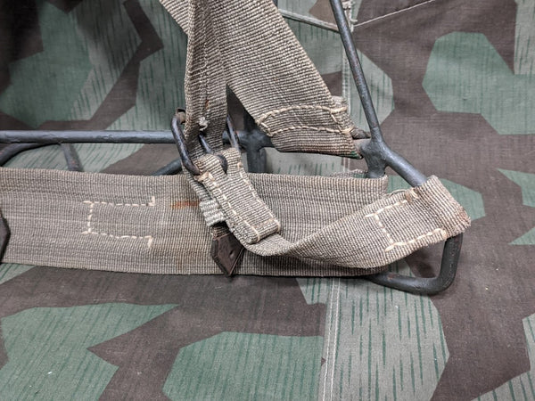 Traggestell with Some Webbing Project