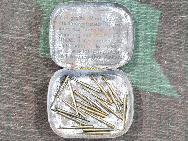 Herold Gramophone Needle Tin w/ Needles