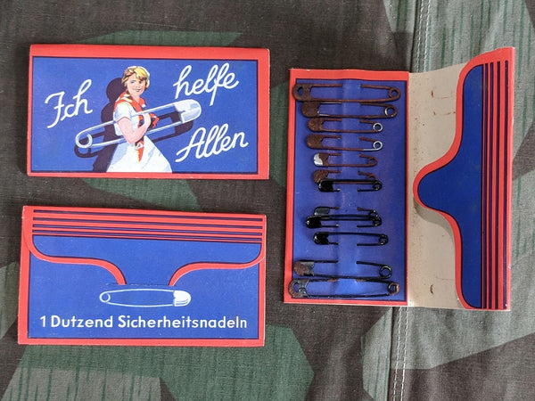 Vintage 1930s / 1940s German Safety Pins on Card