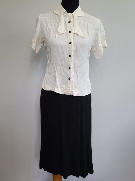 Vintage 1930s / 1940s White Blouse and Black Skirt Outfit
