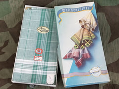 Vintage 1930s Box of 6 Green Taschentucher Handkerchiefs