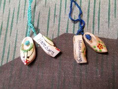Vintage 1930s Pre-WWII German Hamburg Souvenir Wooden Shoe Necklace