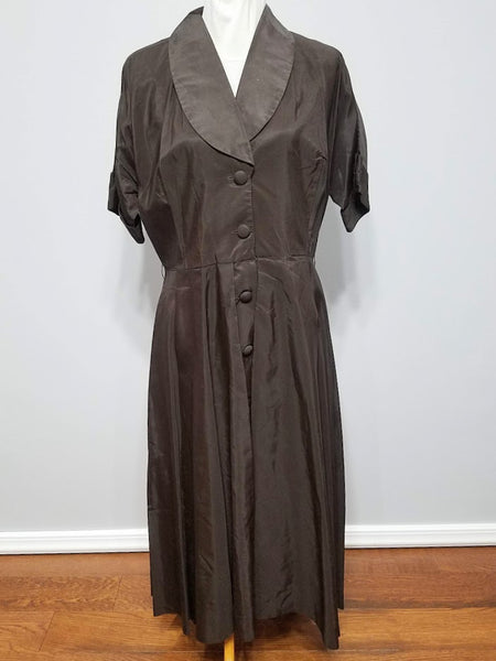 Vintage 1940s / 1950s Brown Button Down Dress Plus Size
