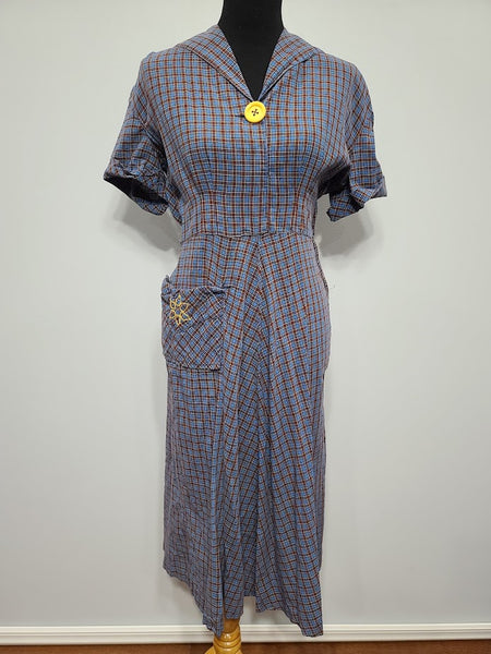 Blue Brown Plaid Dress with Yellow Flower Pocket (B-40" W-28" H-36") Blue Brown Plaid Dress with Yellow Flower Pocket (B-40" W-28" H-36")