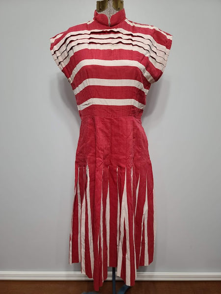 Vintage 1940s red and white stripe dress