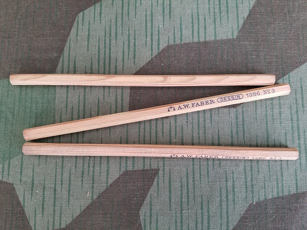 Vintage German WWII-era A.W. Faber Dessin Pencils