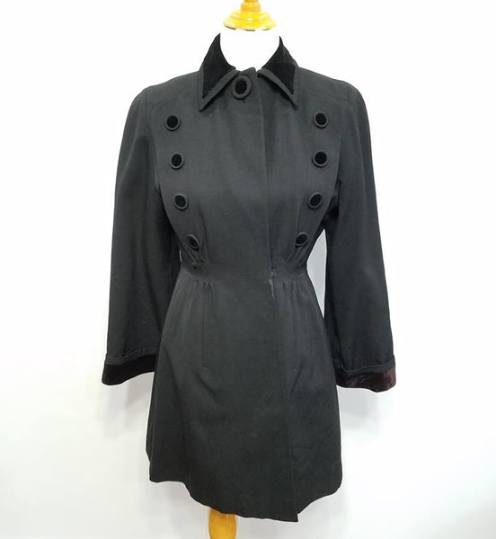 Vintage Gorgeous Black 1940s Winter Coat