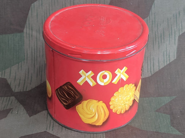 Vintage WWII-era German Ihr Tip XOX Keks Cookie Tin