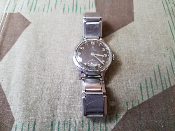 Vintage WWII-era German Junghans 15 Ruby Wristwatch
