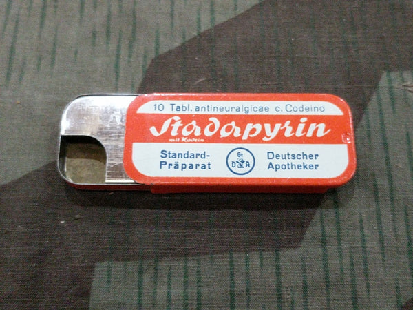 Vintage WWII-era German Stadapyrim Kodien Pain Medicine Tin