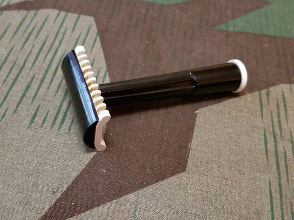 Vintage WWII-era German Trumpf Razor Black & White