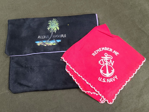 Vintage WWII US Navy Hankie & Hawaii Holder